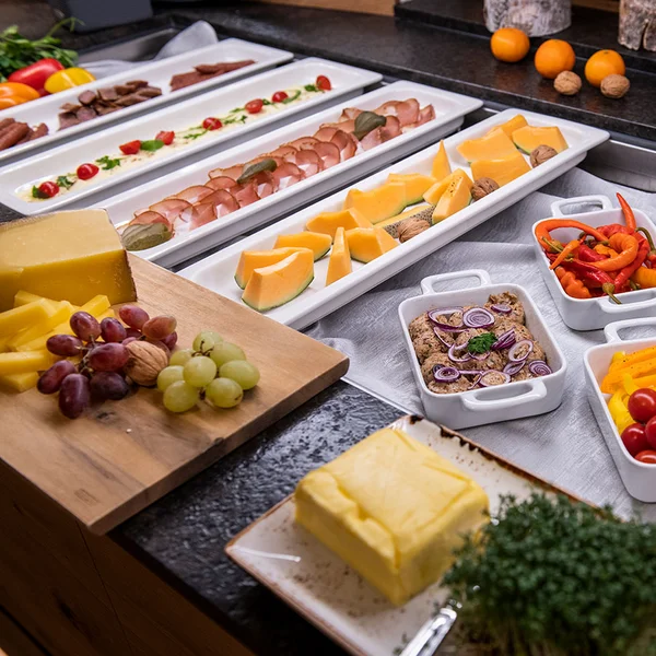 Breakfast for connoisseurs
