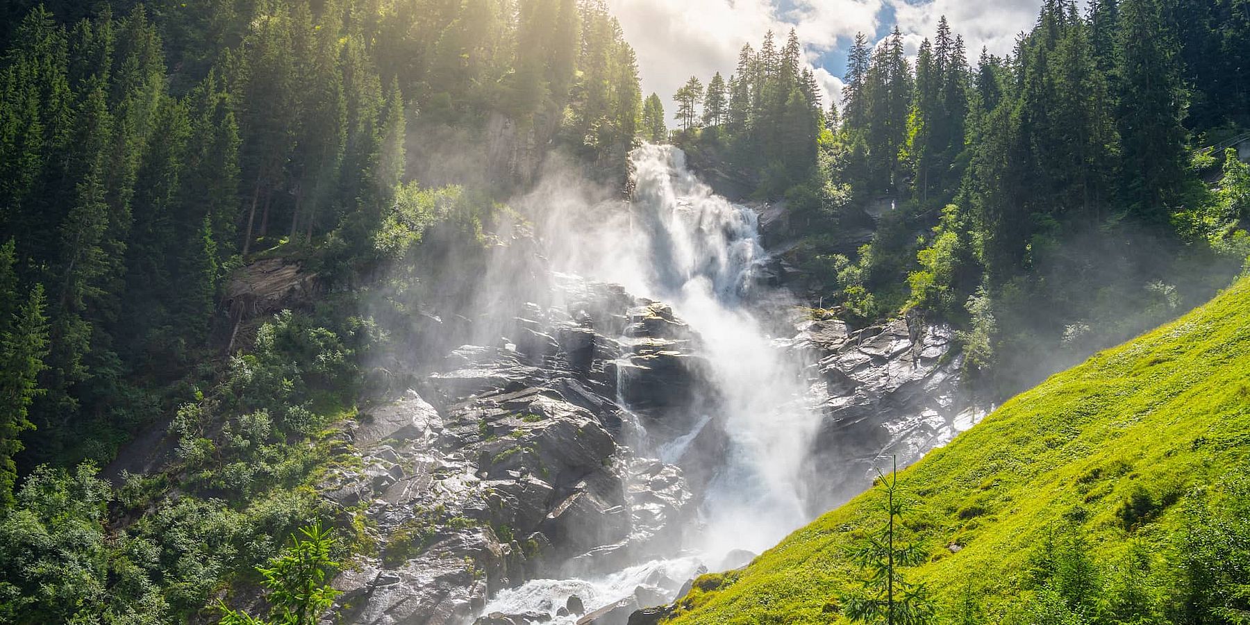 Atemberaubend schöner Anblick der Krimmler Wasserfälle