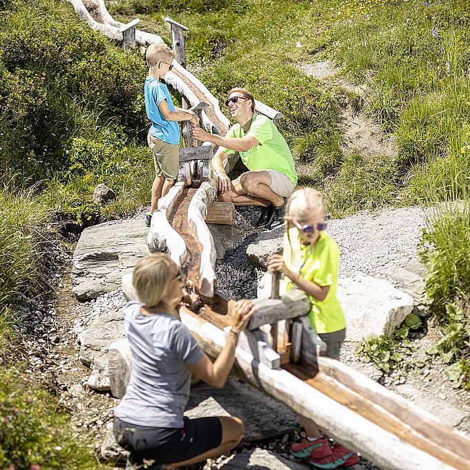 [Translate to Englisch:] Familienspaß an der Eggalm - (c) Johannes Sautner - Shootandstyle.com - Archiv TVB Tux